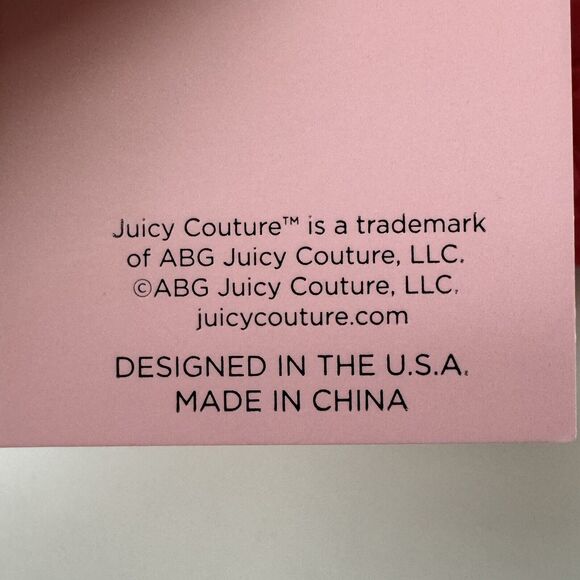 Juicy Couture Travel Red Cosmetic Set Includes 2 Bag & 1 Toiletry Bottle NWT - Picture 15 of 15